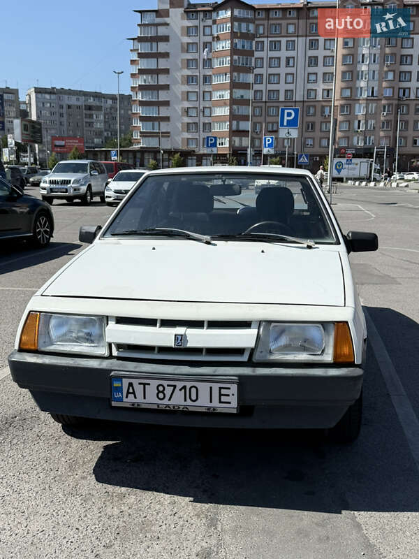 Хэтчбек ВАЗ / Lada 2109 1990 в Ивано-Франковске