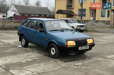 Хетчбек ВАЗ 2109 2000 в Солотвині