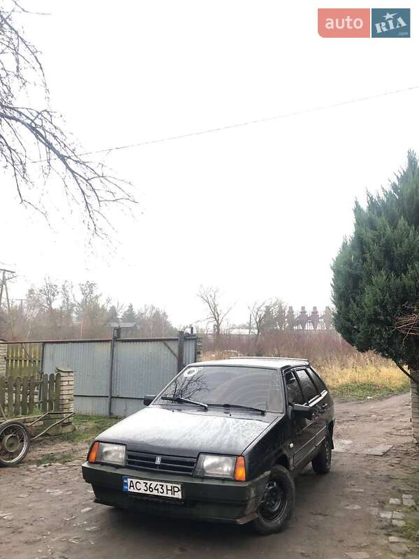 Хэтчбек ВАЗ / Lada 2109 1991 в Владимире фото 2 Хэтчбек ВАЗ / Lada 2109 1991 в Владимире