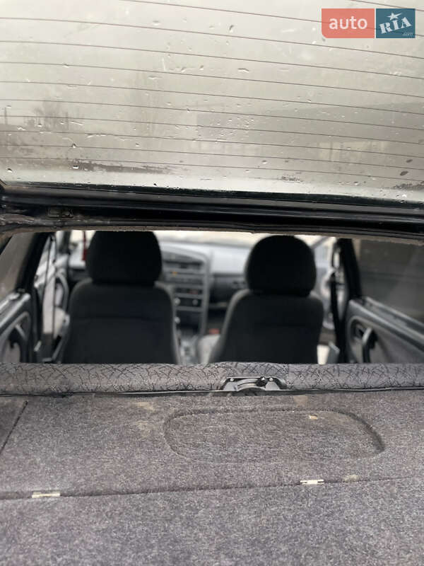 Хэтчбек ВАЗ / Lada 2109 2005 в Белогорье