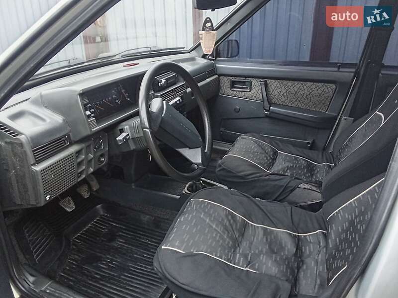 Хэтчбек ВАЗ / Lada 2109 2006 в Сваляве фото 10 Хэтчбек ВАЗ / Lada 2109 2006 в Сваляве