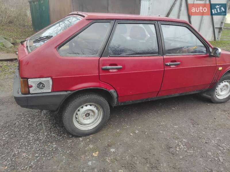Хэтчбек ВАЗ / Lada 2109 1992 в Гребенке
