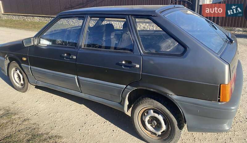 Хэтчбек ВАЗ / Lada 2109 1992 в Тернополе фото 4 Хэтчбек ВАЗ / Lada 2109 1992 в Тернополе