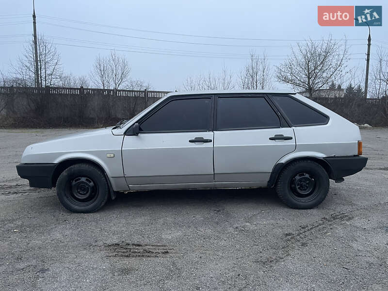 Хетчбек ВАЗ / Lada 2109 2002 в Вороновиці