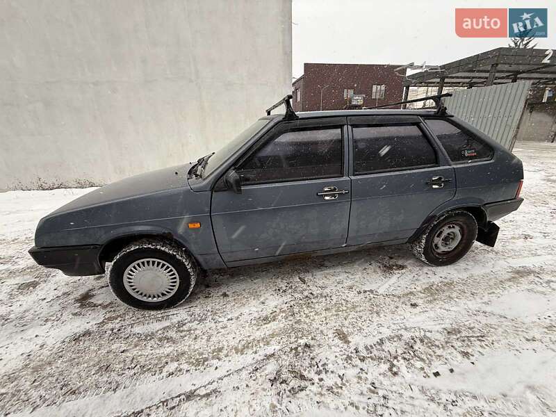 Хэтчбек ВАЗ / Lada 2109 2010 в Хмельницком