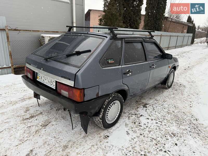 Хэтчбек ВАЗ / Lada 2109 2010 в Хмельницком