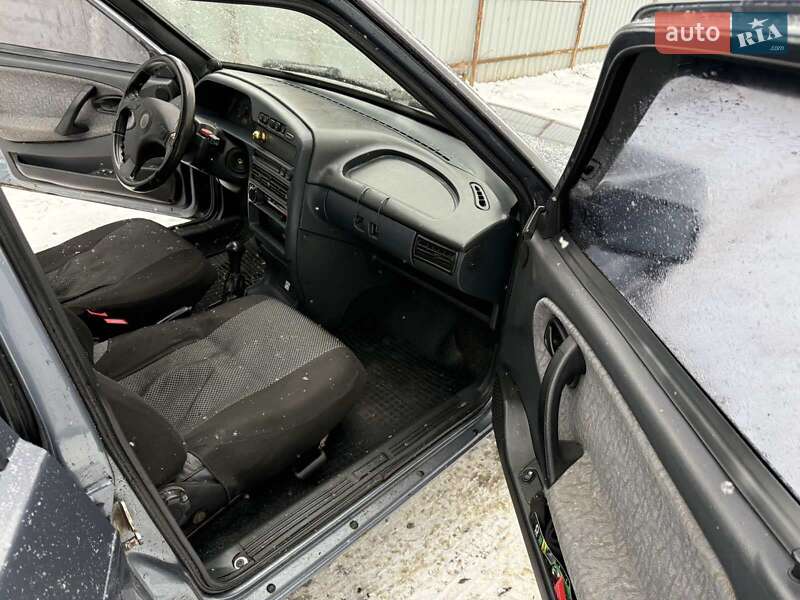 Хэтчбек ВАЗ / Lada 2109 2010 в Хмельницком