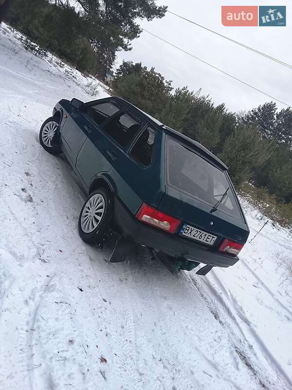 Хетчбек ВАЗ / Lada 2109 2005 в Славуті