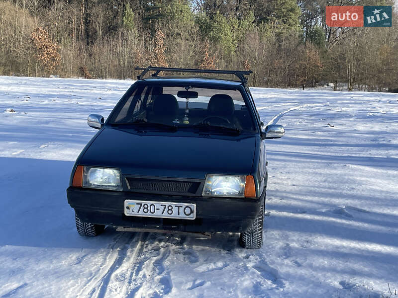 Хетчбек ВАЗ / Lada 2109 2004 в Жовкві фото 2 Хетчбек ВАЗ / Lada 2109 2004 в Жовкві