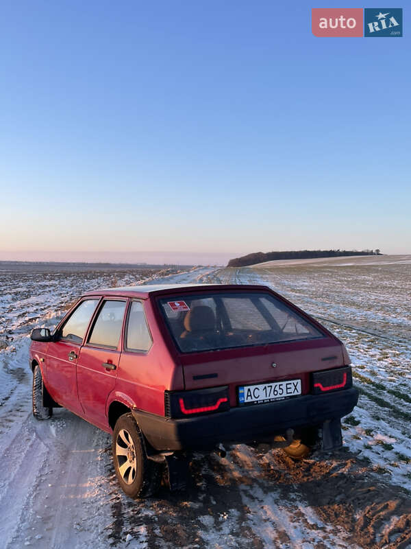 Хэтчбек ВАЗ / Lada 2109 2004 в Луцке фото 4 Хэтчбек ВАЗ / Lada 2109 2004 в Луцке