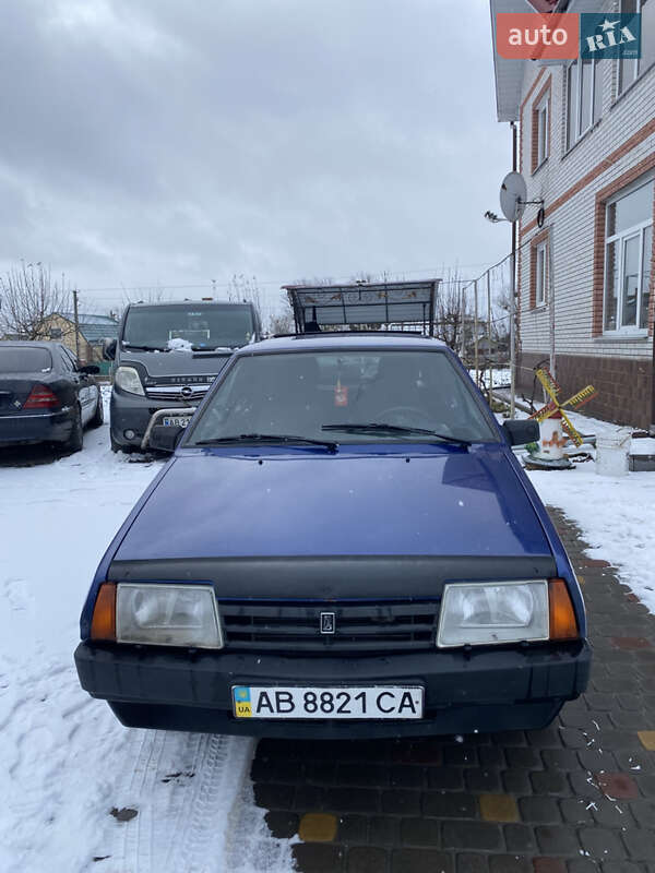 Хетчбек ВАЗ / Lada 2109 2002 в Калинівці