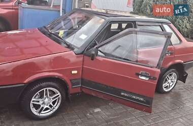 Хэтчбек ВАЗ / Lada 2109 1992 в Одессе