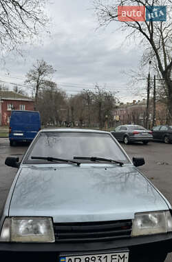 Хэтчбек ВАЗ / Lada 2109 2002 в Николаеве