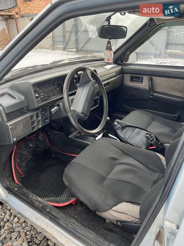 Хетчбек ВАЗ / Lada 2109 2005 в Вінниці фото 5 Хетчбек ВАЗ / Lada 2109 2005 в Вінниці