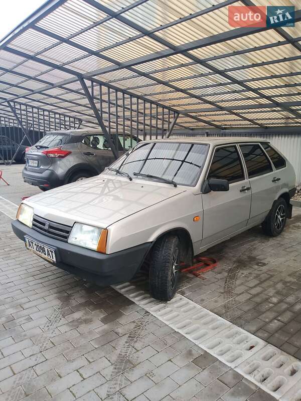 Хетчбек ВАЗ / Lada 2109 2008 в Івано-Франківську