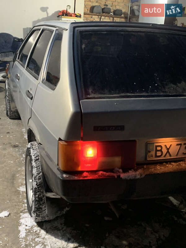 Хэтчбек ВАЗ / Lada 2109 2006 в Теофиполе фото 18 Хэтчбек ВАЗ / Lada 2109 2006 в Теофиполе