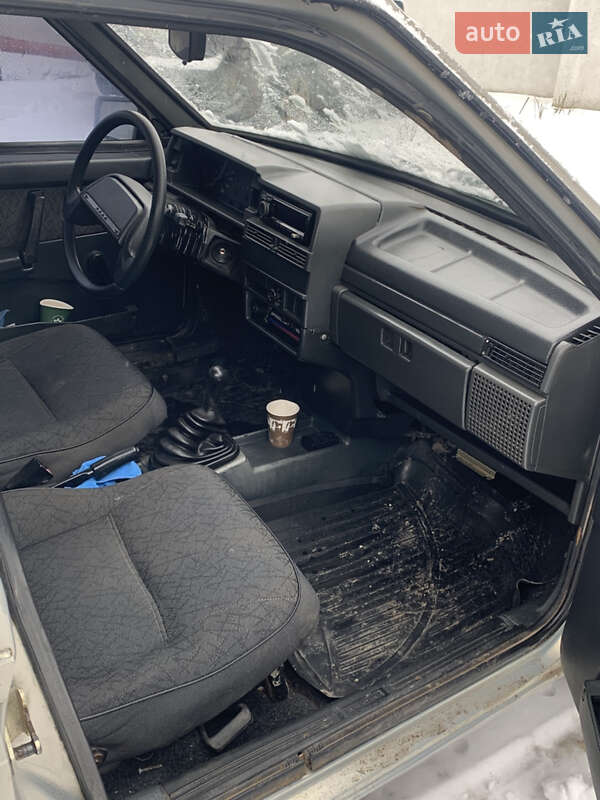 Хэтчбек ВАЗ / Lada 2109 2006 в Теофиполе фото 22 Хэтчбек ВАЗ / Lada 2109 2006 в Теофиполе