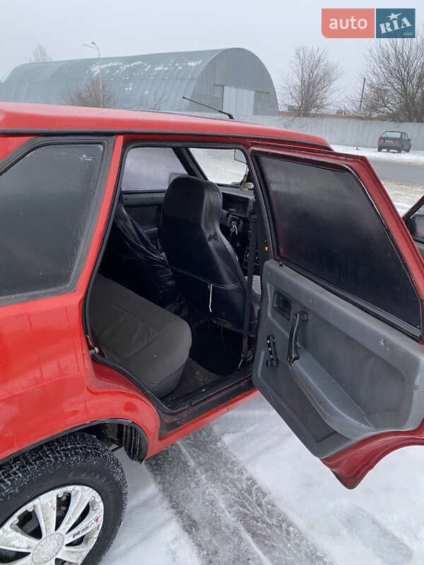 Хэтчбек ВАЗ / Lada 2109 1989 в Калиновке