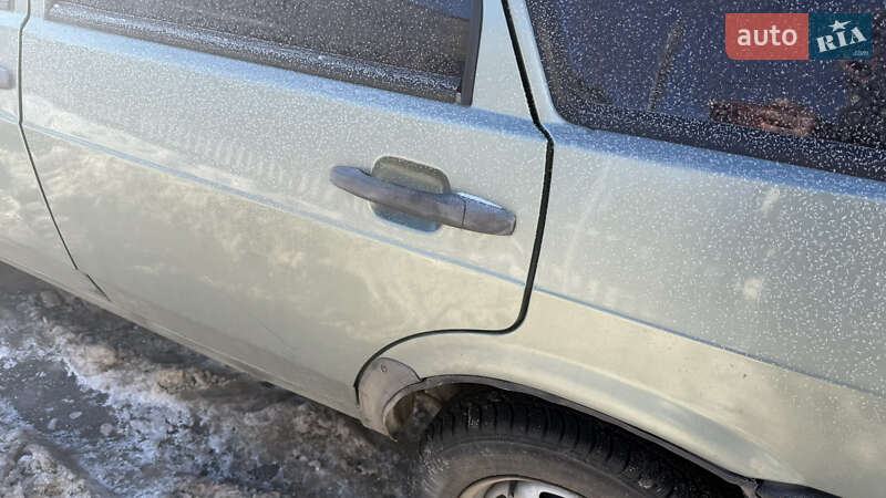 Хэтчбек ВАЗ / Lada 2109 2008 в Луцке