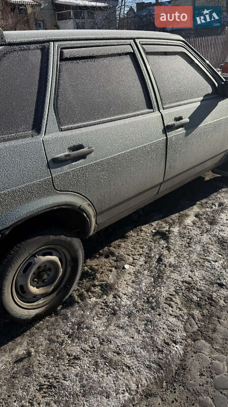 Хэтчбек ВАЗ / Lada 2109 2008 в Луцке