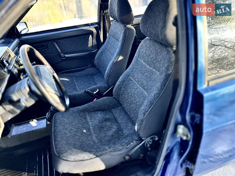 Хэтчбек ВАЗ / Lada 2109 2006 в Мирополе