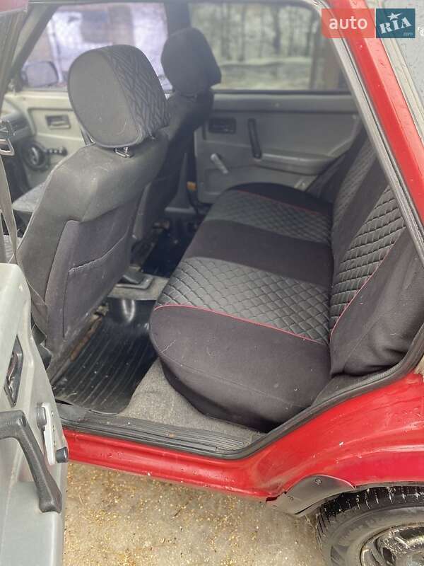 Хэтчбек ВАЗ / Lada 2109 1992 в Тернополе фото 9 Хэтчбек ВАЗ / Lada 2109 1992 в Тернополе