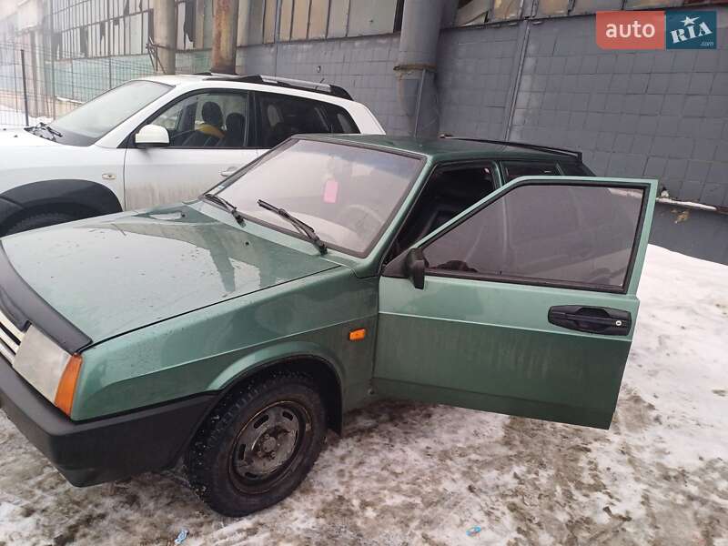 Хэтчбек ВАЗ / Lada 2109 2008 в Ивано-Франковске