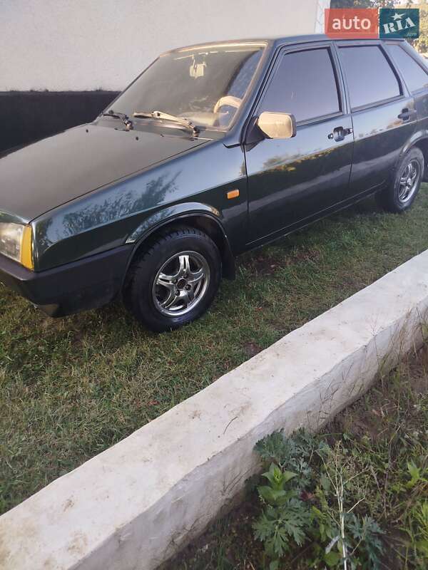 Хэтчбек ВАЗ / Lada 2109 2005 в Бучаче