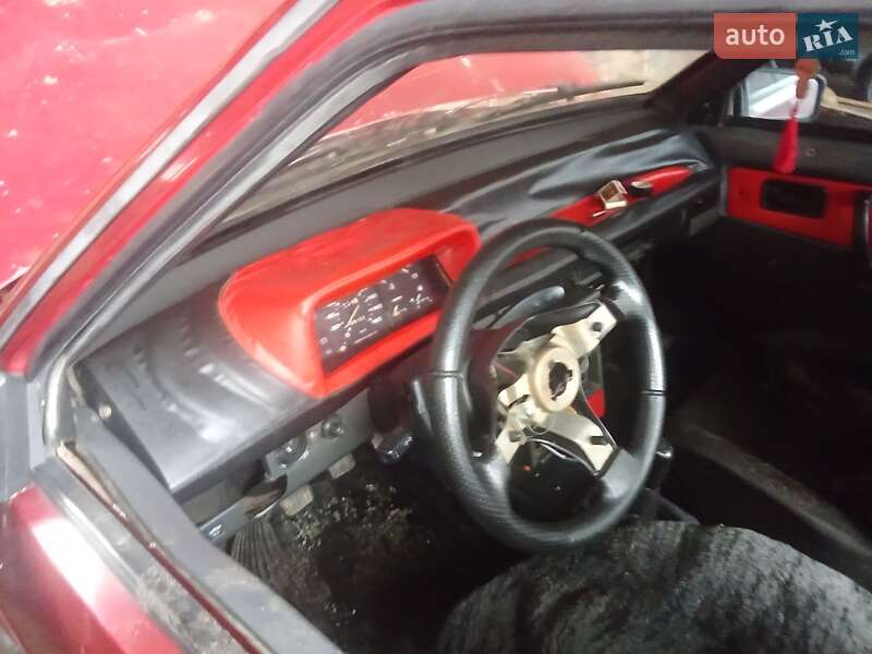 Хэтчбек ВАЗ / Lada 2109 1991 в Золочеве
