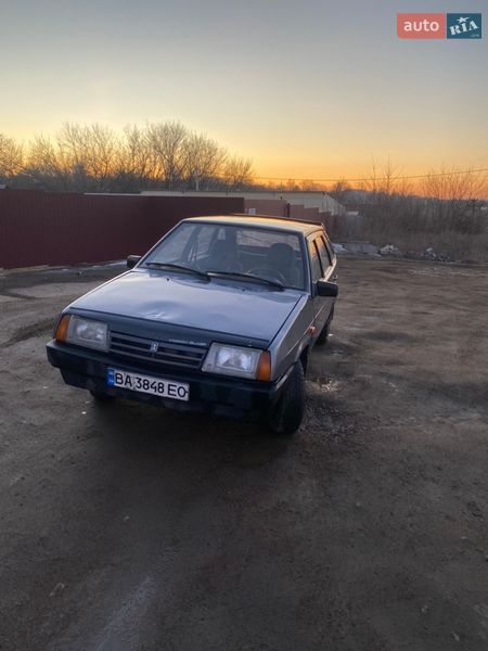 Хэтчбек ВАЗ / Lada 2109 2011 в Малой Виске