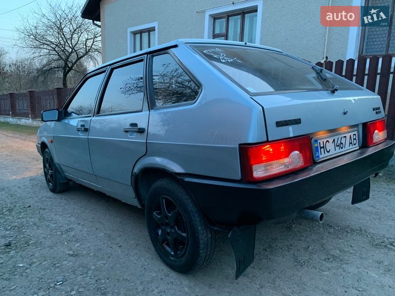 Хэтчбек ВАЗ / Lada 2109 2002 в Каменке-Бугской