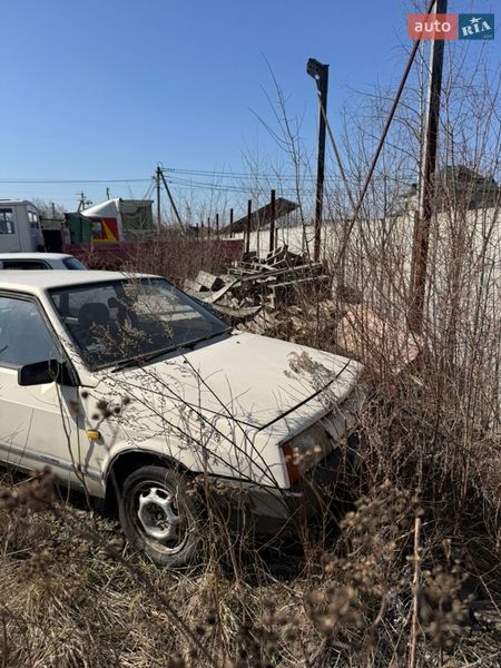 Хэтчбек ВАЗ / Lada 2109 1990 в Ивано-Франковске