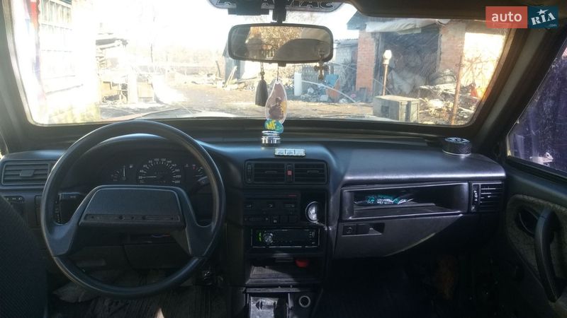 Хэтчбек ВАЗ / Lada 2109 1992 в Онуфриевке