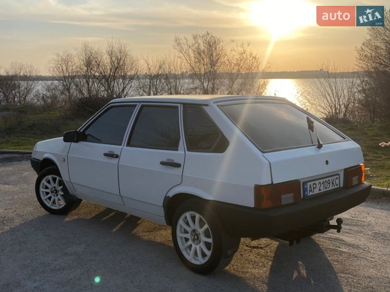 Хетчбек ВАЗ / Lada 2109 1990 в Запоріжжі