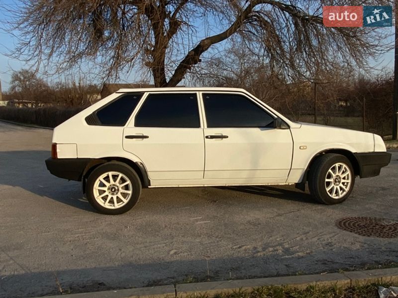 Хетчбек ВАЗ / Lada 2109 1990 в Запоріжжі