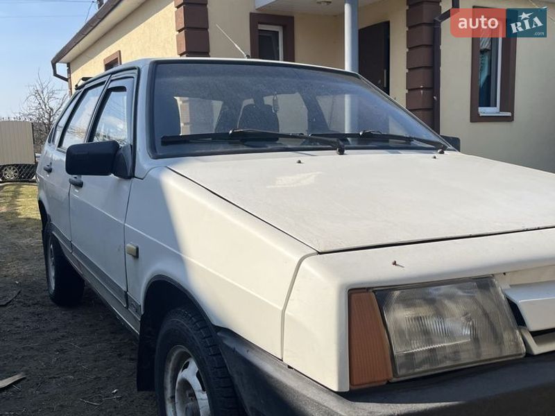 Хетчбек ВАЗ / Lada 2109 1990 в Костопілі