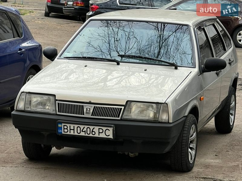 Хэтчбек ВАЗ / Lada 2109 2008 в Одессе