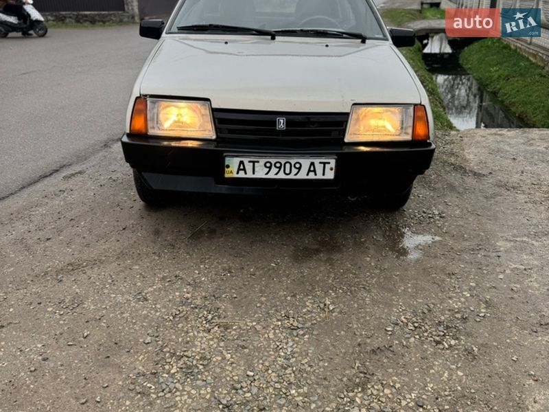 Хэтчбек ВАЗ / Lada 2109 2008 в Богородчанах