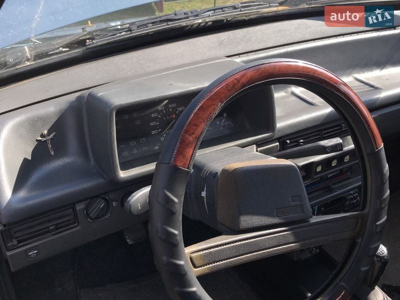 Хэтчбек ВАЗ / Lada 2109 1992 в Иваничах