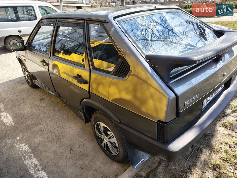 Хэтчбек ВАЗ / Lada 2109 1991 в Нетешине фото 6 Хэтчбек ВАЗ / Lada 2109 1991 в Нетешине