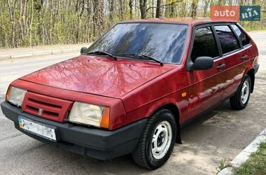 Хэтчбек ВАЗ 2109 1993 в Надворной
