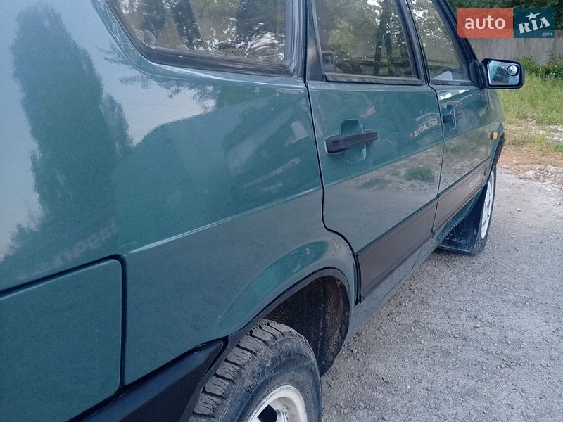 Хэтчбек ВАЗ / Lada 2109 1994 в Каменец-Подольском фото 6 Хэтчбек ВАЗ / Lada 2109 1994 в Каменец-Подольском