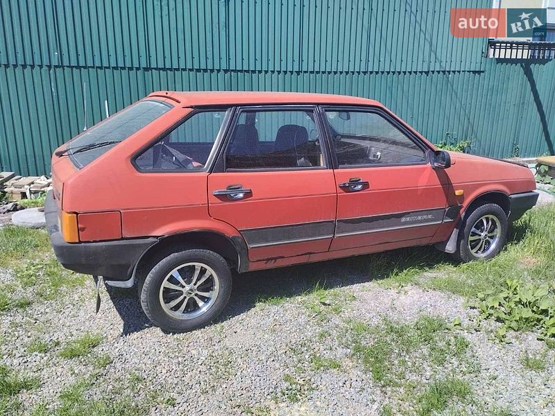 Хэтчбек ВАЗ / Lada 2109 1992 в Белой Церкви