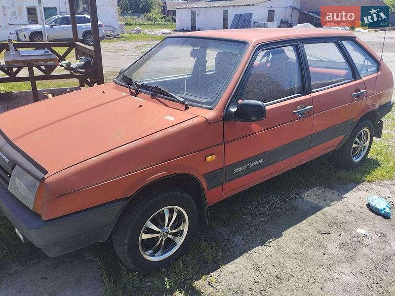 Хэтчбек ВАЗ / Lada 2109 1992 в Белой Церкви