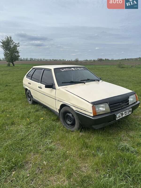 Хэтчбек ВАЗ / Lada 2109 1990 в Ильинцах фото 5 Хэтчбек ВАЗ / Lada 2109 1990 в Ильинцах