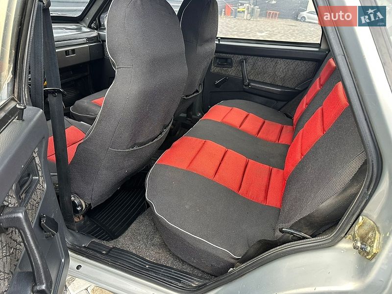 Хэтчбек ВАЗ / Lada 2109 2006 в Николаеве
