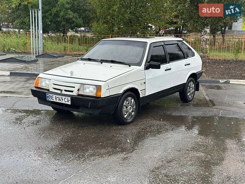 ВАЗ / Lada 2109