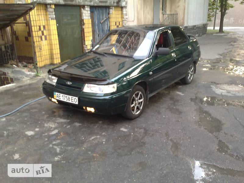 Седан ВАЗ / Lada 2110 2004 в Днепре