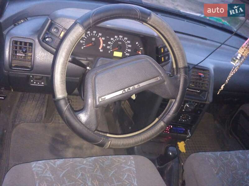 Седан ВАЗ / Lada 2110 2004 в Бобровице