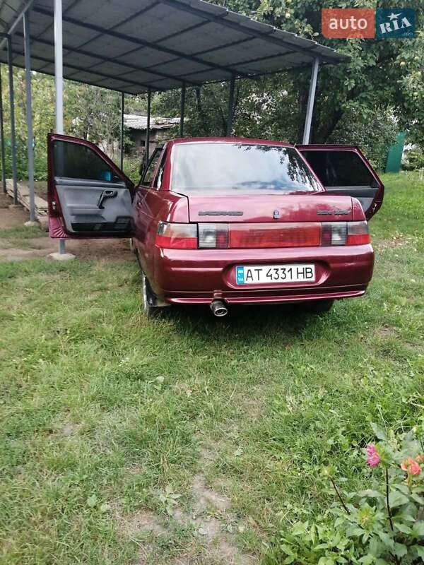 Седан ВАЗ / Lada 2110 2005 в Хотині
